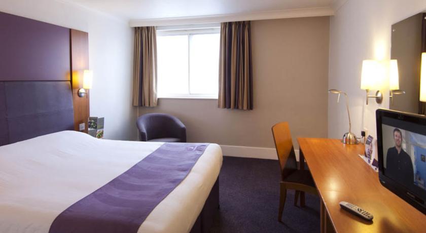 Premier Inn Chichester Pokoj fotografie