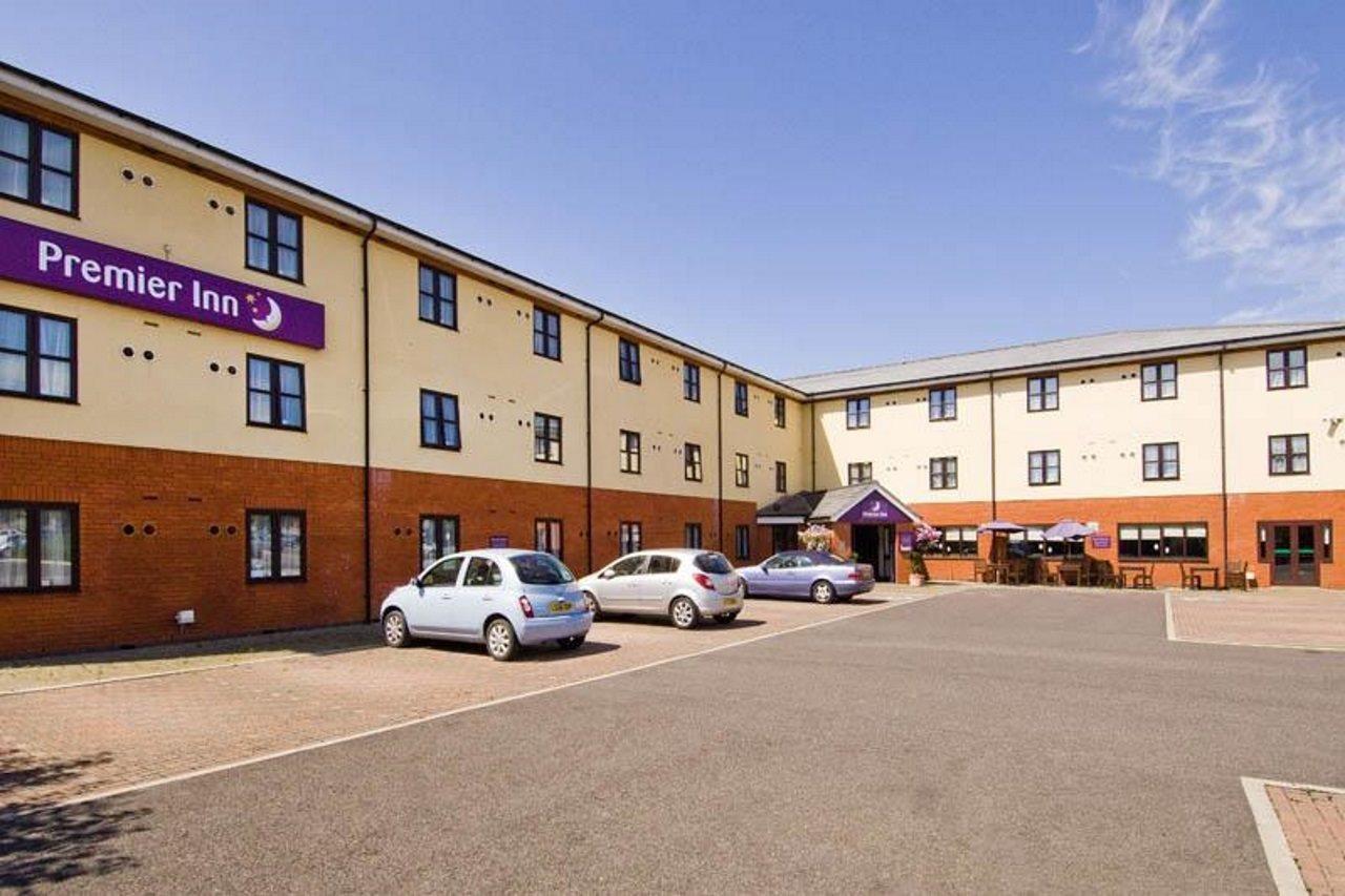 Premier Inn Chichester Exteriér fotografie